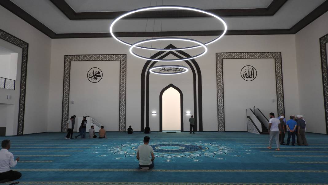 Konya’nın Mabetleri İbadete Çağırıyor! Her Detayı Sanat Eseri! 6